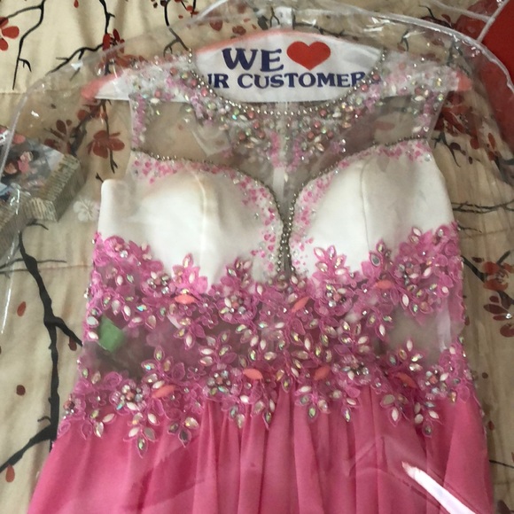 Evening gown - Picture 1 of 3